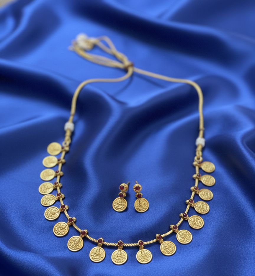 Simple premium ruby stone necklace